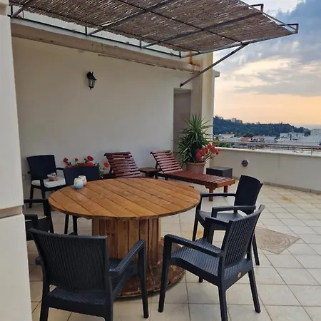 V For The View Apartamento Patras
