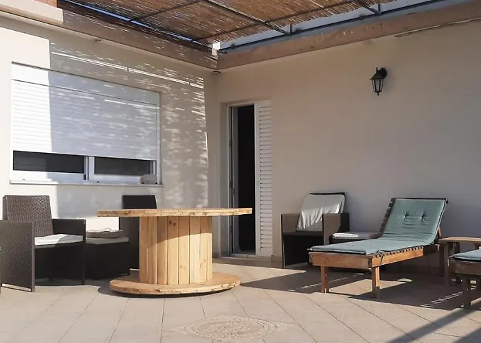 V For The View Lägenhet *